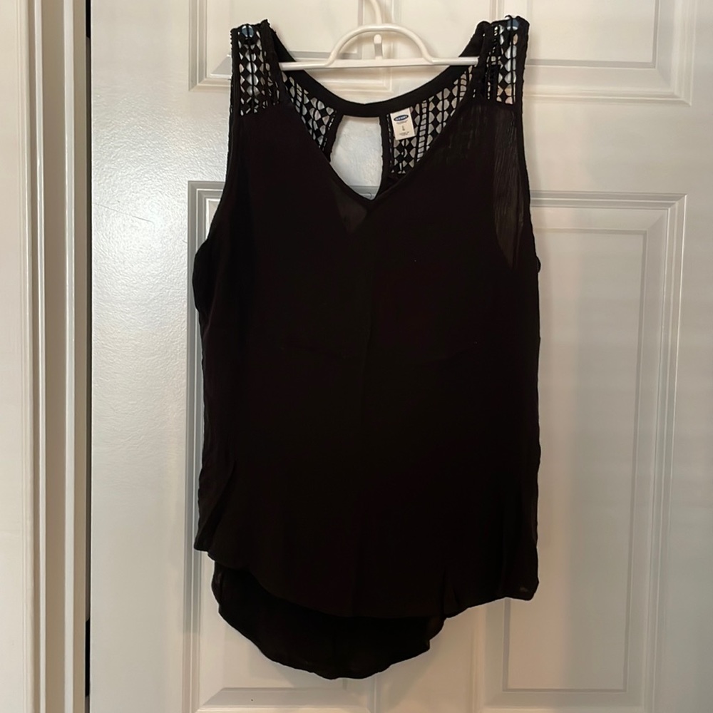 Black Old Navy Tank size L